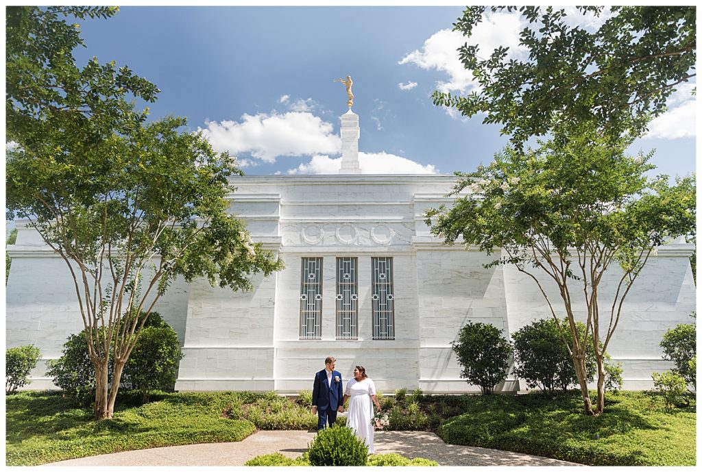 Bride and Groom outside Columbia SC Temple