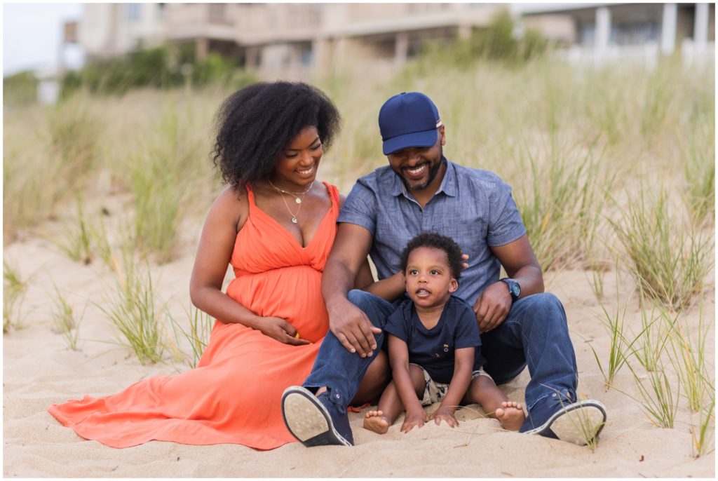 Maternity Family pictures at the Delta Bayfront
Delta Bayfront Maternity Session